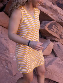 Women Title Nine Upf Clothing><noscript><img width=