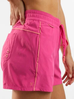 Women Title Nine Bottoms Finder><noscript><img width=