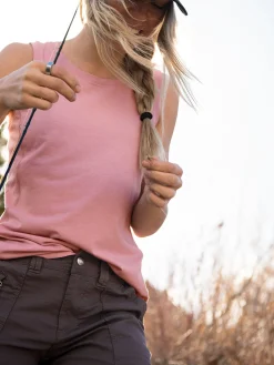 Women Title Nine Bottoms Finder><noscript><img width=