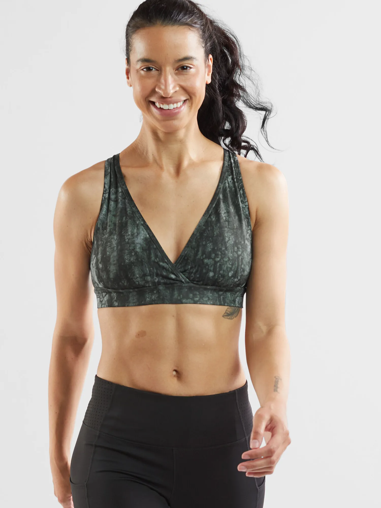 Women Title Nine Sports Bras>Big V Racerback Bra