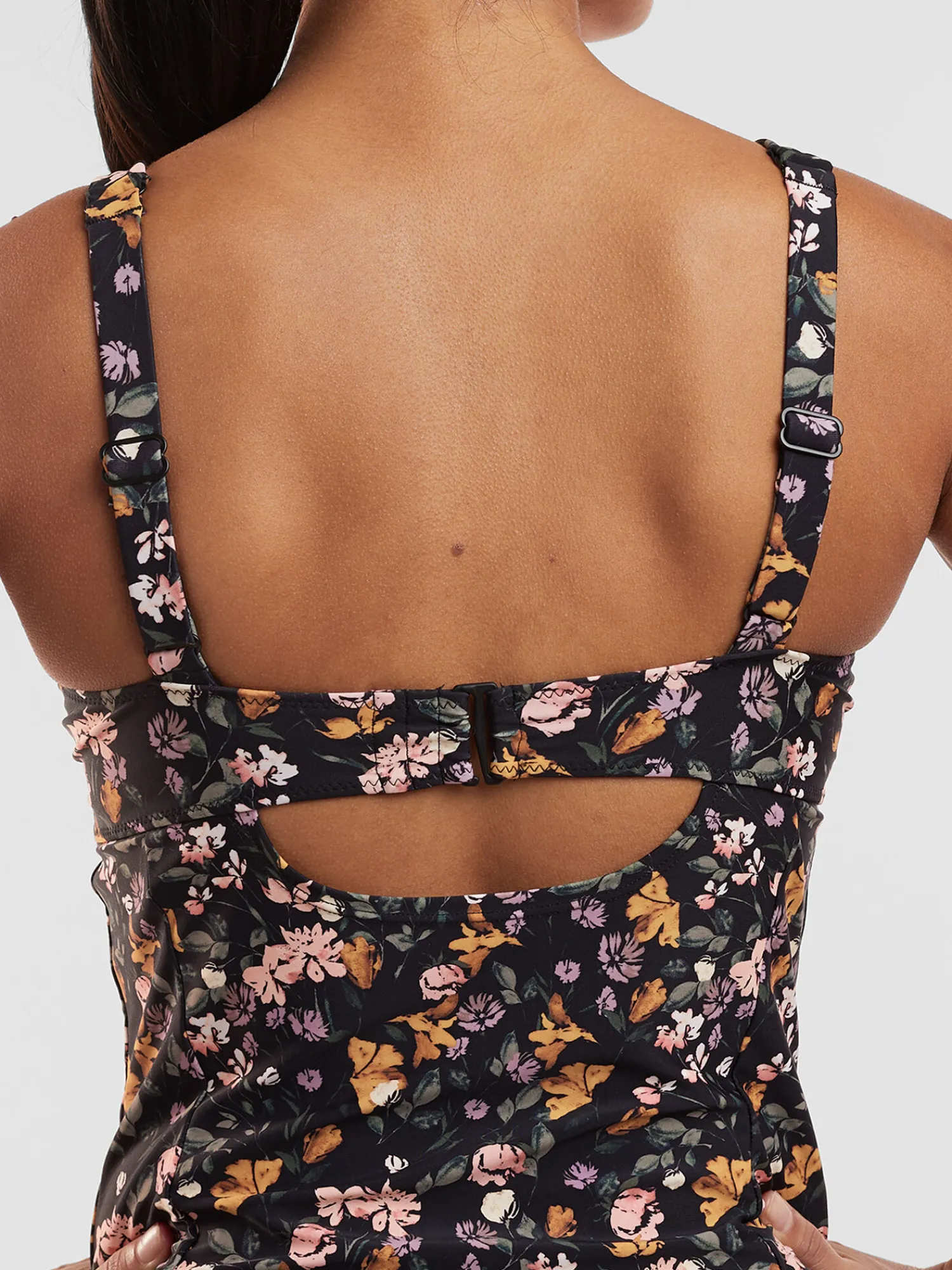 Women Title Nine Tankini Tops>Bodacious 2.0 Underwire Tankini Top - English Garden