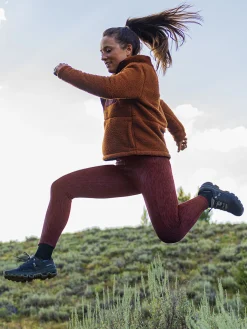 Women Title Nine Bottoms Finder><noscript><img width=
