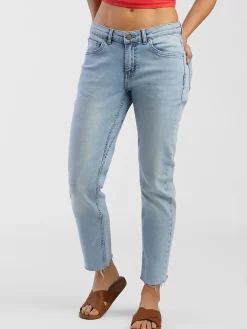 Women Title Nine Bottoms Finder><noscript><img width=