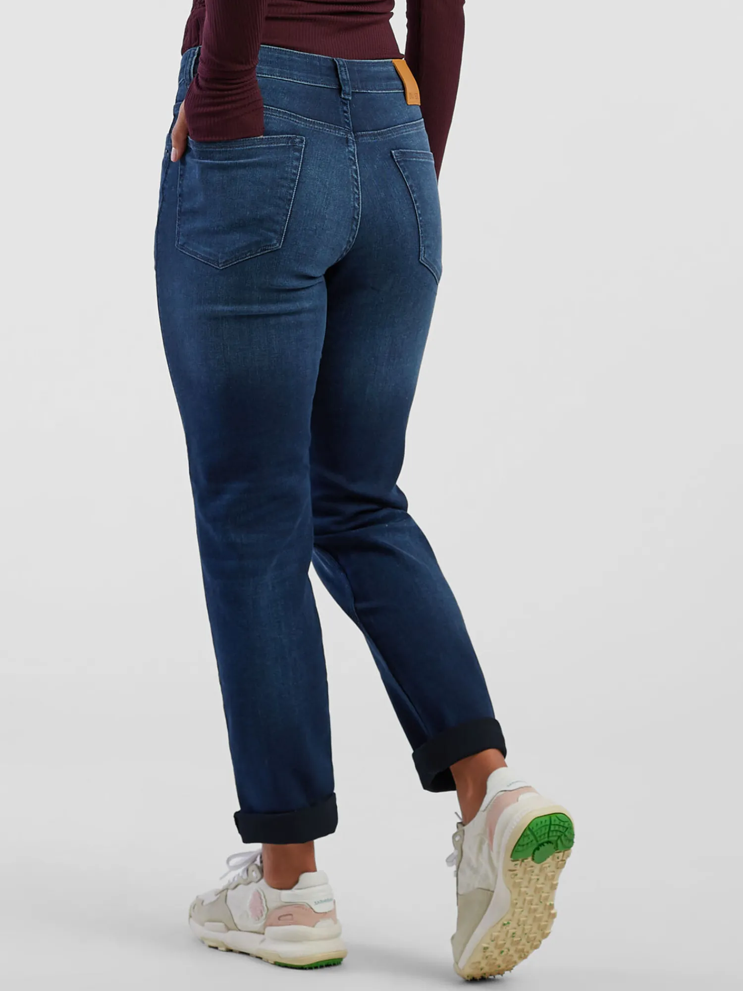 Women Title Nine Bottoms Finder>Duer Relaxed Performance Jeans 30"