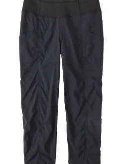 Women Title Nine Bottoms Finder><noscript><img width=