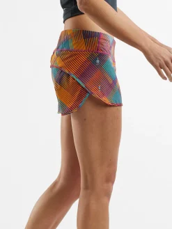 Women Title Nine Bottoms Finder><noscript><img width=