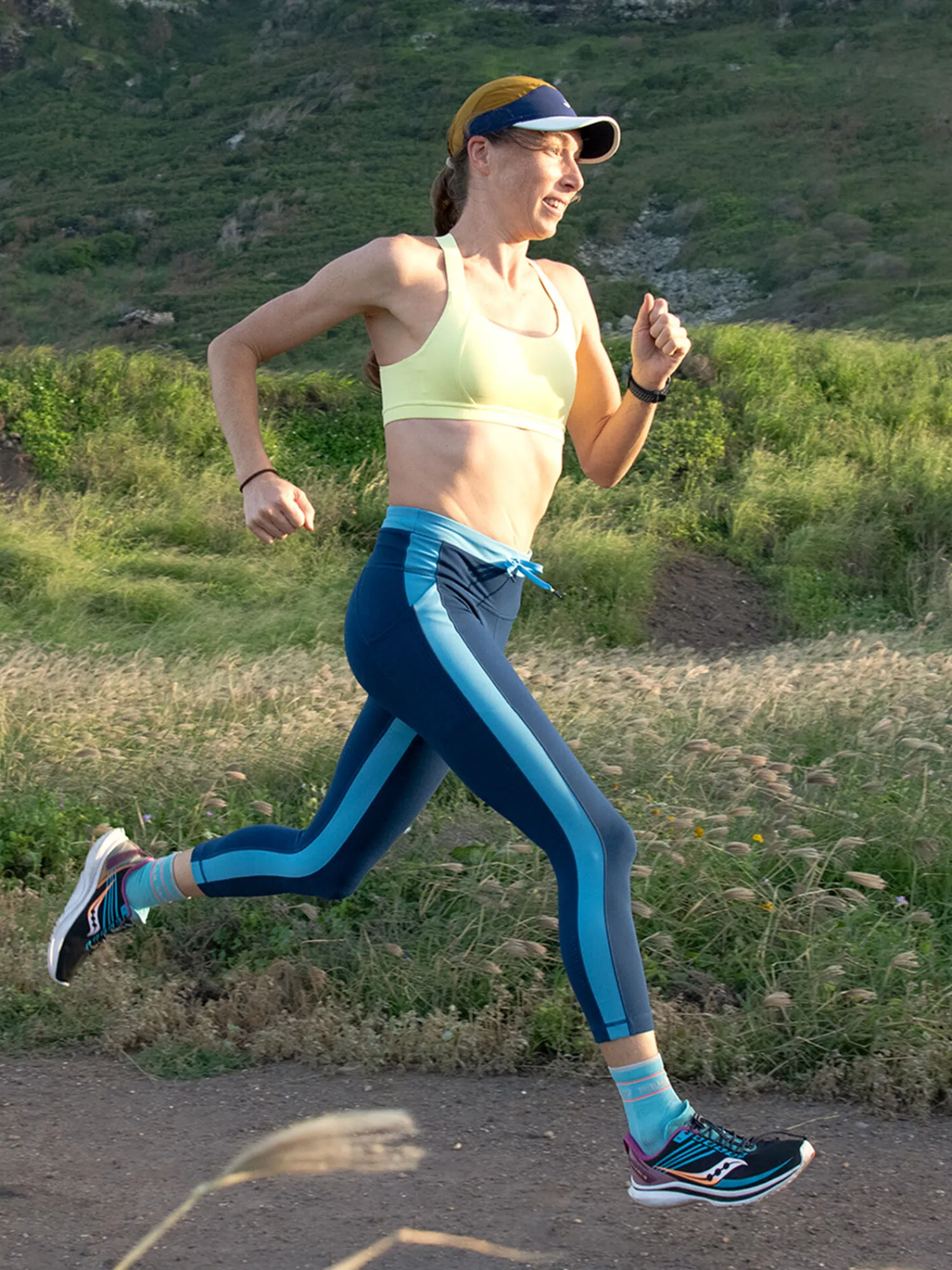 Women Title Nine Bottoms Finder>Mad Dash Lite Capri - Colorblock