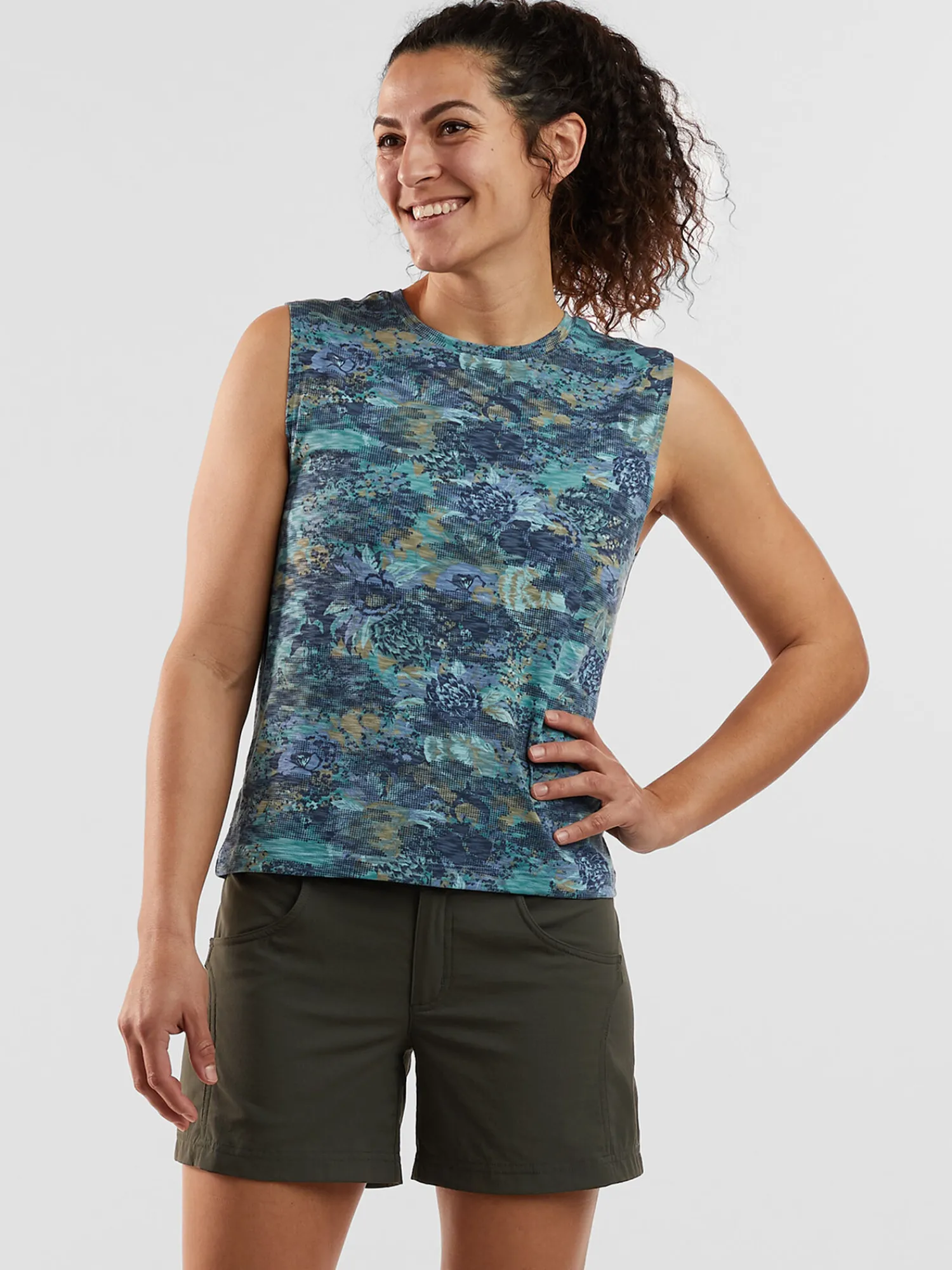 Women Title Nine Tank Tops>Ravine Muscle Tank - Bali