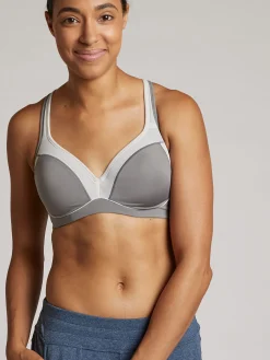 Women Title Nine Sports Bras>Roadster Convertible Underwire Bra