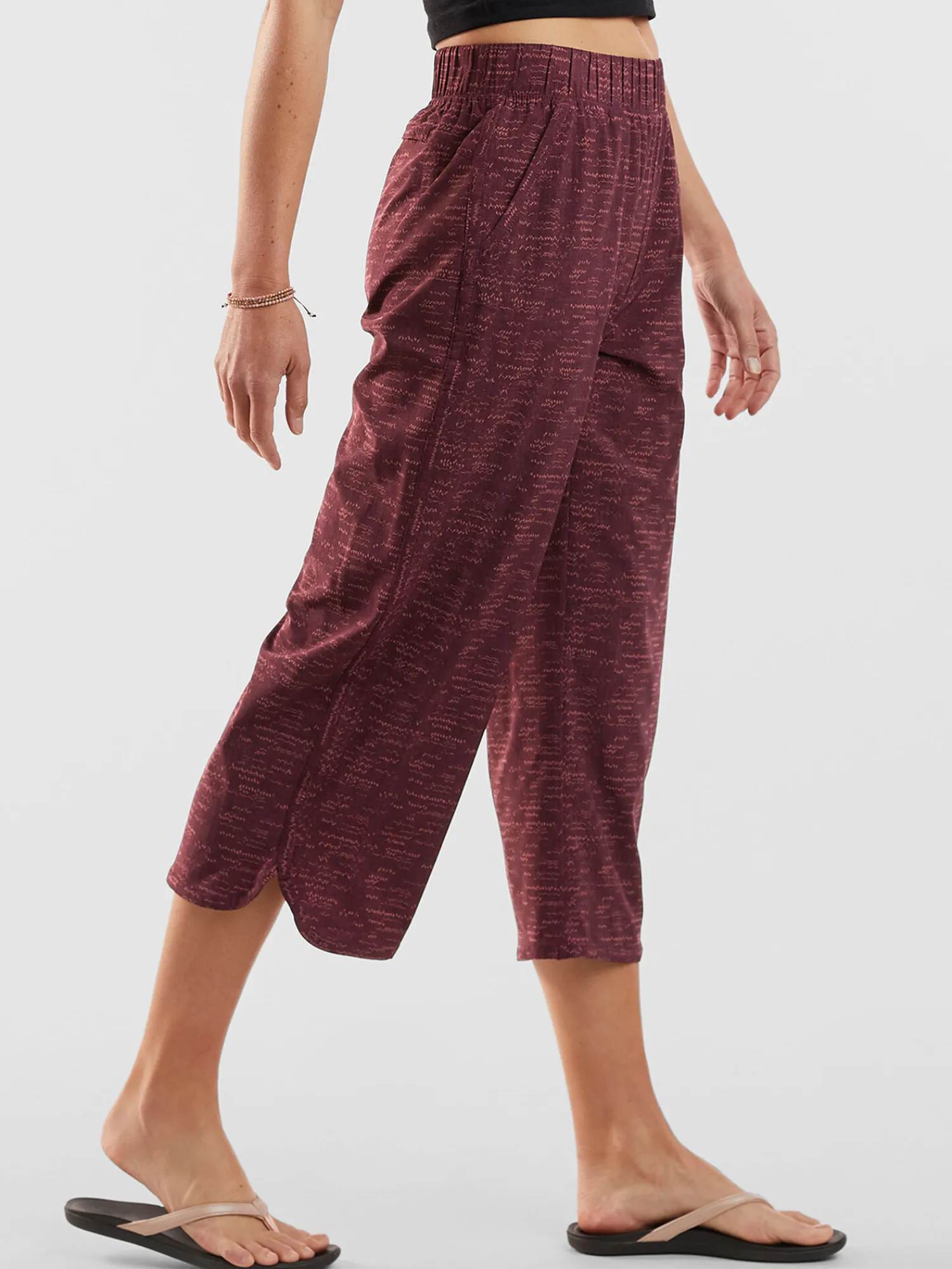 Women Title Nine Swim Cover Ups>Slaycation 2.0 Cropped Pants - Aruba