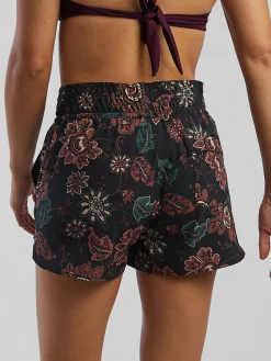 Women Title Nine Swim Shorts & Board Shorts><noscript><img width=