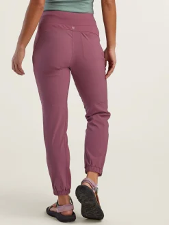 Women Title Nine Bottoms Finder><noscript><img width=
