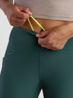 Women Title Nine Bottoms Finder><noscript><img width=
